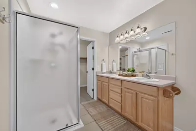1364 E Old Maple Ct S, Murray, UT 84117 - Photo 21