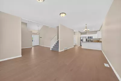 1364 E Old Maple Ct S, Murray, UT 84117 - Photo 11