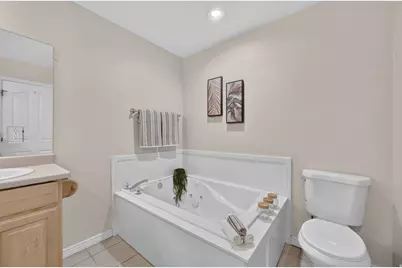 1364 E Old Maple Ct S, Murray, UT 84117 - Photo 19