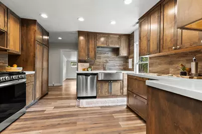 2168 Tyler Ave, Ogden, UT 84401 - Photo 9