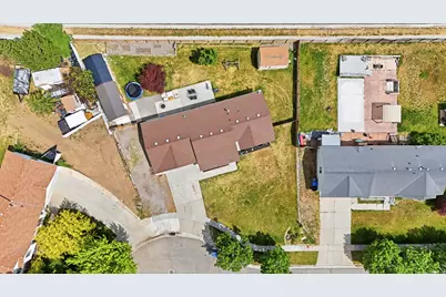 1261 E 25 S, Hyrum, UT 84319 - Photo 41