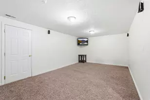 1261 E 25 S, Hyrum, UT 84319 - Photo 21