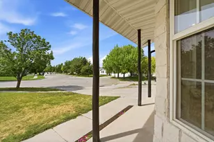 1261 E 25 S, Hyrum, UT 84319 - Photo 43