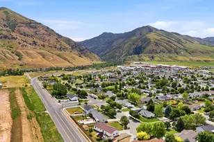 1261 E 25 S, Hyrum, UT 84319 - Photo 41
