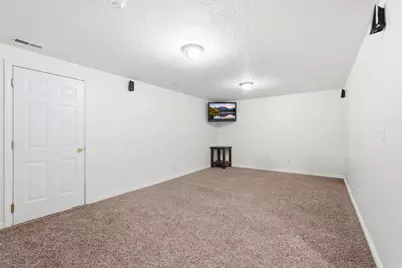 1261 E 25 S, Hyrum, UT 84319 - Photo 21