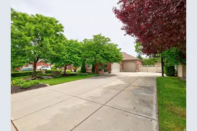 11223 S Autumn Farm Dr, South Jordan, UT 84095 - Photo 3