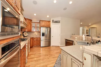 11223 S Autumn Farm Dr, South Jordan, UT 84095 - Photo 35