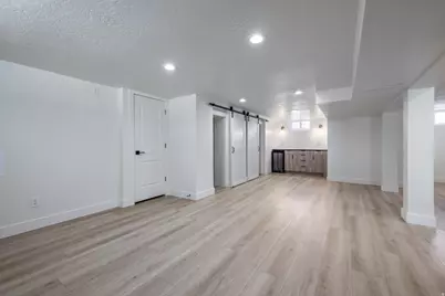 2327 E Bryan Ave, Salt Lake City, UT 84108 - Photo 17