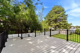 42 E Bonita Way, Centerville, UT 84014 - Photo 23
