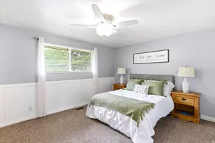 42 E Bonita Way, Centerville, UT 84014 - Photo 13