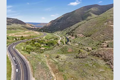 9724 S Old U.S. Highway 189, Heber City, UT 84032 - Photo 17