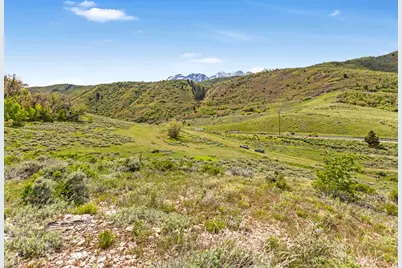 9724 S Old U.S. Highway 189, Heber City, UT 84032 - Photo 13