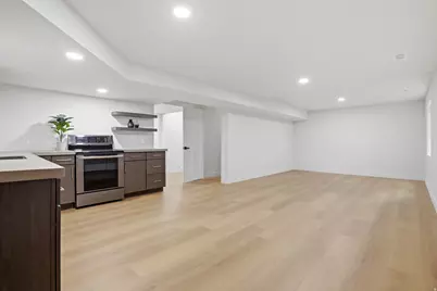 929 W Brandermill Cv, Murray, UT 84123 - Photo 25