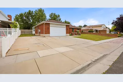 929 W Brandermill Cv, Murray, UT 84123 - Photo 5