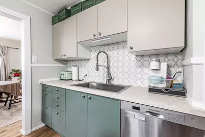 613 S 700 E, Salt Lake City, UT 84102 - Photo 9