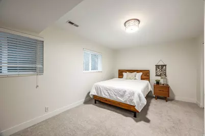 8956 S Golden Field Way E, Sandy, UT 84094 - Photo 27