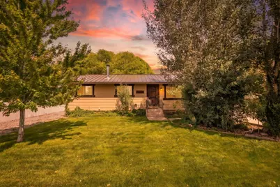 235 S Center St, Santaquin, UT 84655 - Photo 3