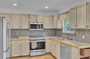 235 S Center St, Santaquin, UT 84655 - Photo 13