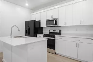 475 W 60 S, Providence, UT 84332 - Photo 5