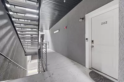475 W 60 S #L202, Providence, UT 84332 - Photo 19
