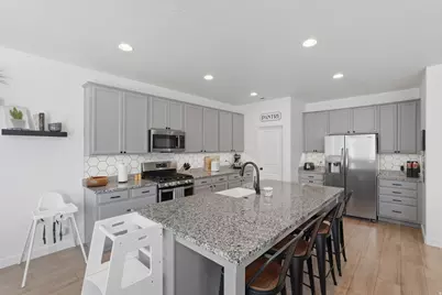4229 W 6025 S, Roy, UT 84067 - Photo 15