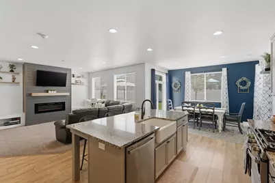 4229 W 6025 S, Roy, UT 84067 - Photo 13