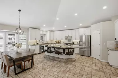 10866 S Marsha Kaye Cir, Sandy, UT 84070 - Photo 11