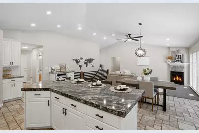 10866 S Marsha Kaye Cir, Sandy, UT 84070 - Photo 17