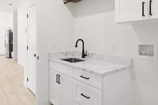 611 S Renze Adams St, Cedar City, UT 84721 - Photo 21