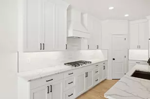 611 S Renze Adams St, Cedar City, UT 84721 - Photo 11