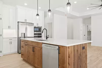 611 S Renze Adams St, Cedar City, UT 84721 - Photo 13
