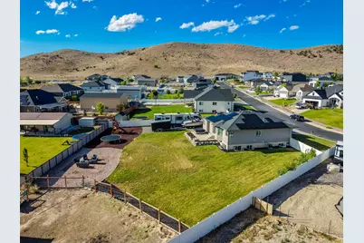 9853 N Elkhorn Rd, Eagle Mountain, UT 84005 - Photo 51