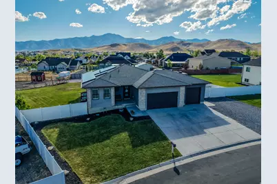 9853 N Elkhorn Rd, Eagle Mountain, UT 84005 - Photo 3