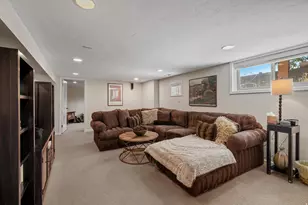 1809 E Gunderson Ln, Holladay, UT 84124 - Photo 21