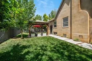 1809 E Gunderson Ln, Holladay, UT 84124 - Photo 31