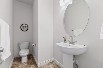 1944 N Hollow Ct, Lehi, UT 84043 - Photo 11