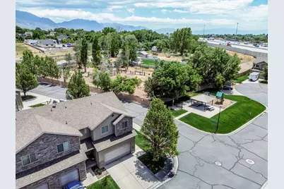 1944 N Hollow Ct, Lehi, UT 84043 - Photo 29