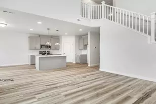 2582 N 2125 W, Clinton, UT 84015 - Photo 3