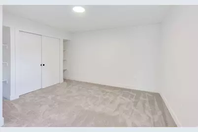 8453 S Windmill Dr, West Jordan, UT 84081 - Photo 31