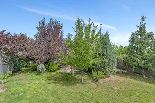 8453 S Windmill Dr, West Jordan, UT 84081 - Photo 37