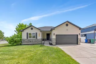 8453 S Windmill Dr, West Jordan, UT 84081 - Photo 33