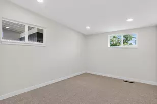 661 E 1050 N, Ogden, UT 84404 - Photo 21