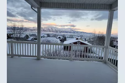 1075 Grandview Dr, Providence, UT 84332 - Photo 9