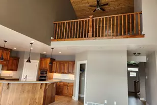 1075 Grandview Dr, Providence, UT 84332 - Photo 19