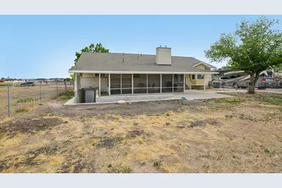 425 W Cherry St, Grantsville, UT 84029 - Photo 47