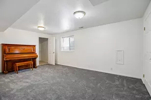425 W Cherry St, Grantsville, UT 84029 - Photo 35
