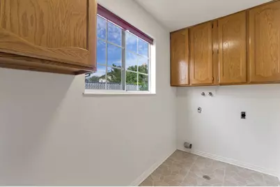 5548 S 2150 W, Roy, UT 84067 - Photo 7
