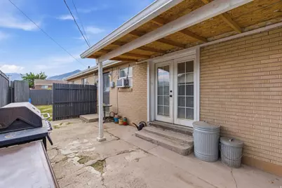 245 E 600 N, Tooele, UT 84074 - Photo 33