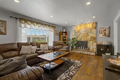 899 E 7905 S, Sandy, UT 84094 - Photo 5