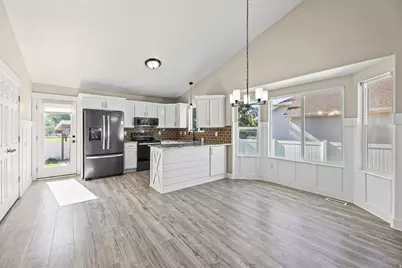 5525 N Hampton Way E, Stansbury Park, UT 84074 - Photo 5